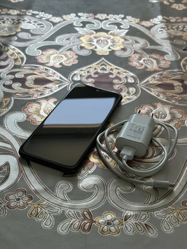 Infinix Hot 12 play 128gb 1