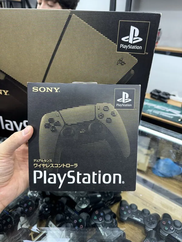 PS 5 Limited Edition 30th Anniversary 2