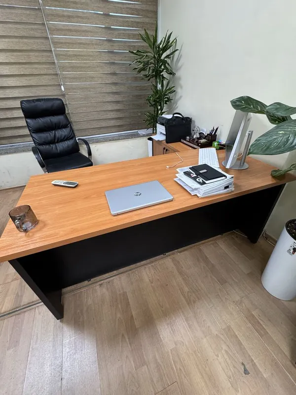 Ofis mebeli sotiladi 1 Ofis mebeli sotiladi 1