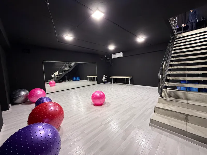 Tayyor Biznes Fitnes Studio 6