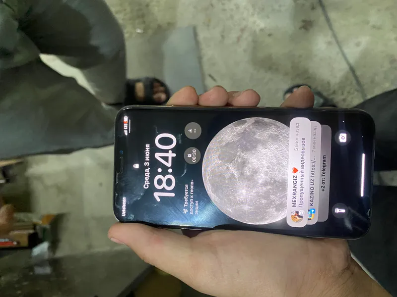 iPhone