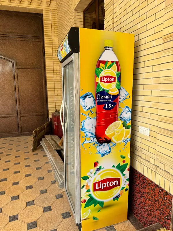 ветражный холодильник срочно продаётся — фото 1