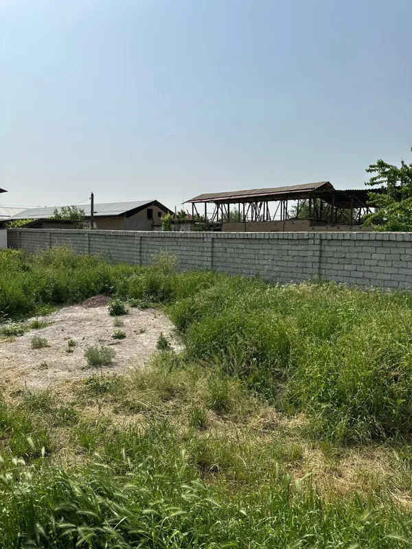 Ер сотилади 5,5 соток. Сотиги 9000$. Кибрай тумани Кипчок махаллисида — фото 1