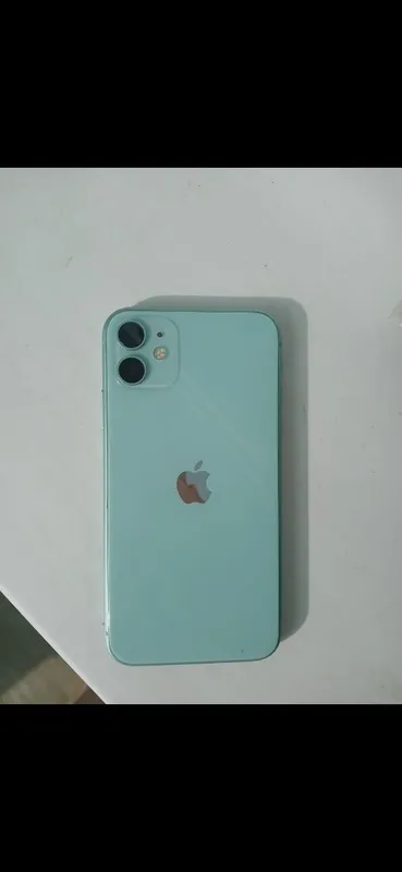 IPhone 11,128 gb