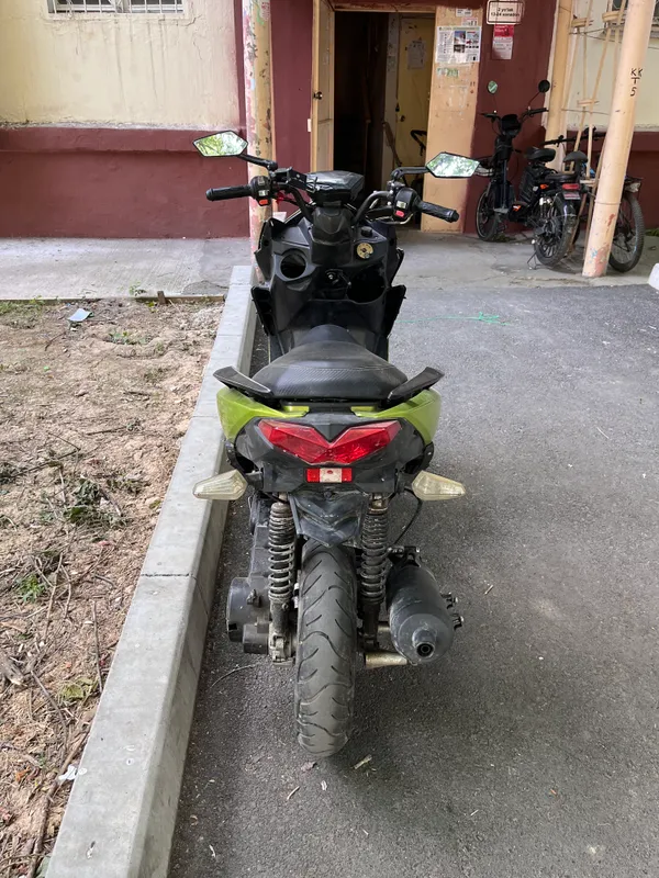 Skuter fo’rs 150 kubo sro’chni sotiladi pul kerek