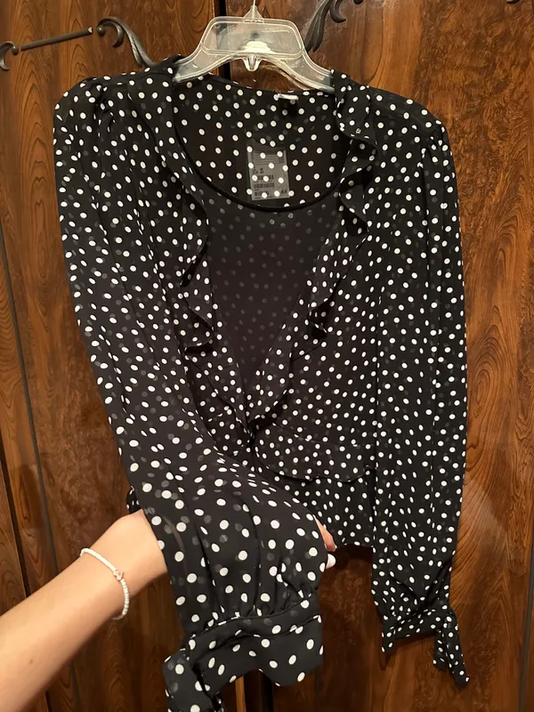 Женская одежда — фото 1