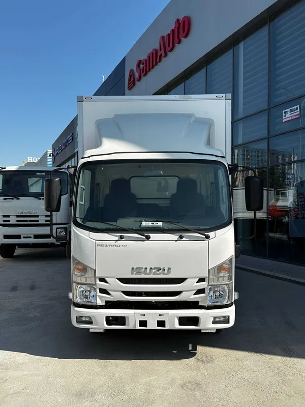 ISUZU NMR77H – Izotermik avtofurgon 2