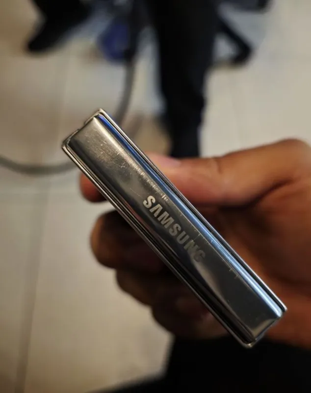 Zflip 5 obmen 256tali Korea 2 Zflip 5 obmen 256tali Korea 2