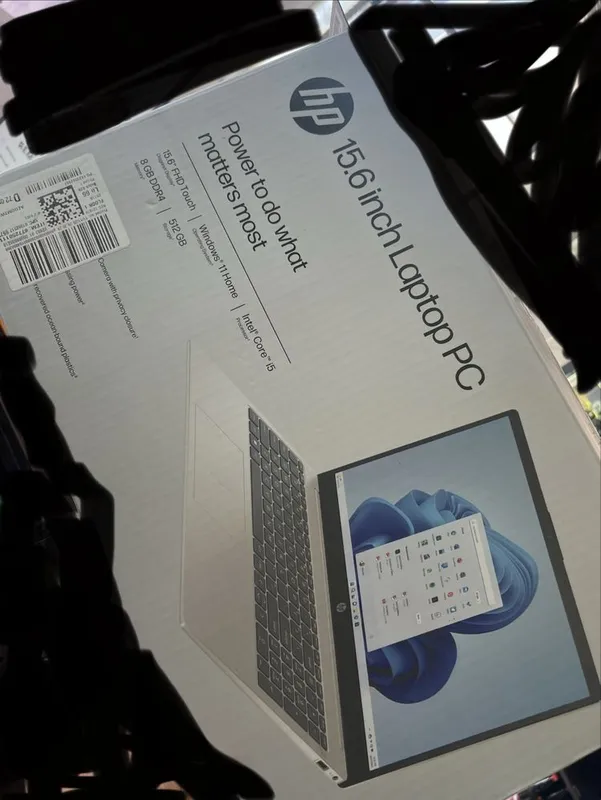 hp notebook sotiladi yangi 1 oy ishlatdim 2