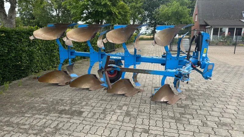 Lemken Europal 7 Case Puma, John Deere, Belarus, Claas Arion. 2 Lemken Europal 7 Case Puma, John Deere, Belarus, Claas Arion. 2