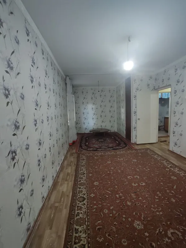 Срочно сдаётся квартира Мирабадский р-н Куйлюк массив 1 1/1/4 Кирпич 3