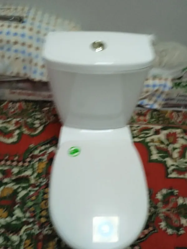 Продаётся унитаз 2