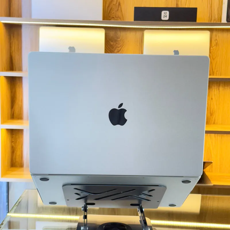 MacBook Pro M2 Pro (2023) Silver 3 MacBook Pro M2 Pro (2023) Silver 3