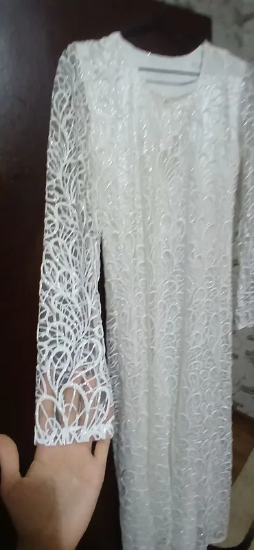 Нарядное белое вечернее платье с пайетками 2 Нарядное белое вечернее платье с пайетками 2
