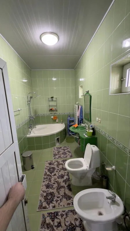 Hovli ijaraga beriladi. Uchastka 8
