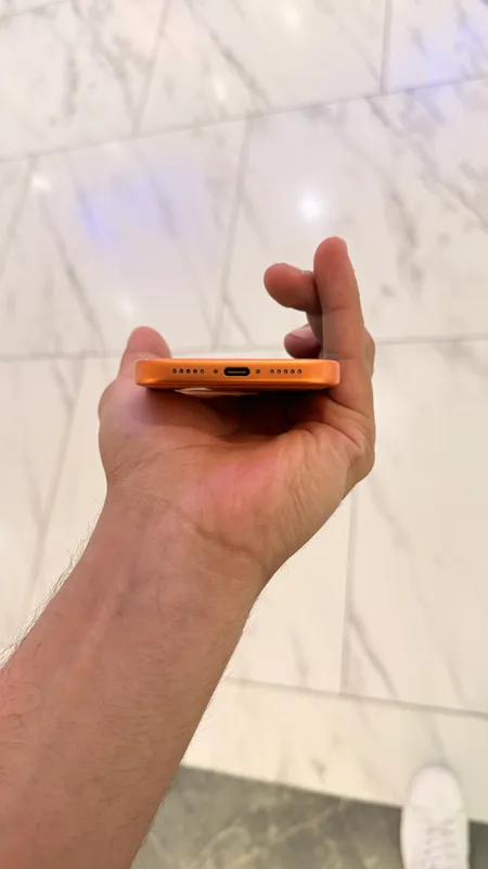 iphone 17 pro cosmic orange 256 99% 246цикл холати
