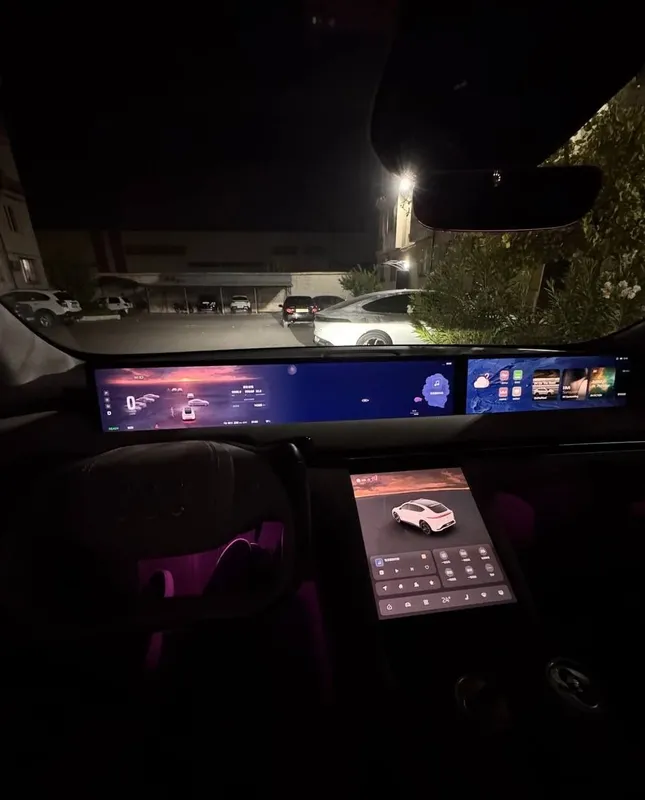IM Motors LS7 AWD Full 7 IM Motors LS7 AWD Full 7