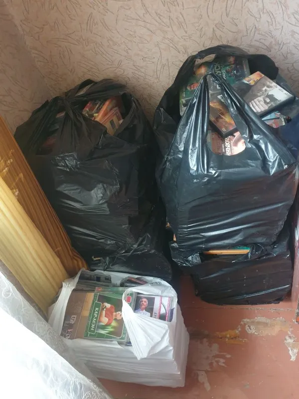Продаются 2 DVD +500дисков ,фильмы+музыка — фото 2