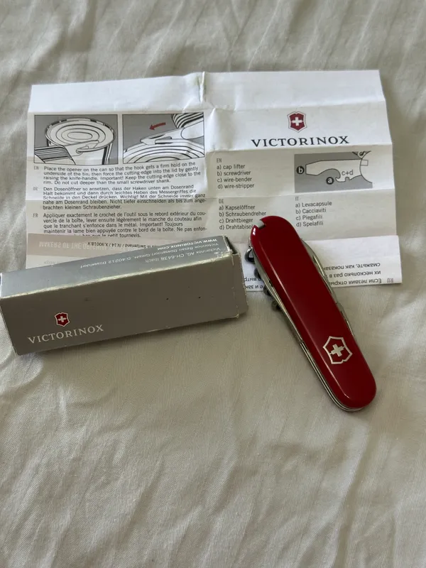 Shveytsariya pichog‘i Victorinox Sportsman 0.3802 8 Shveytsariya pichog‘i Victorinox Sportsman 0.3802 8
