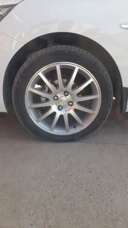 Optra 17 razmerli diska sotiladi 205/50/r17 100teshikli