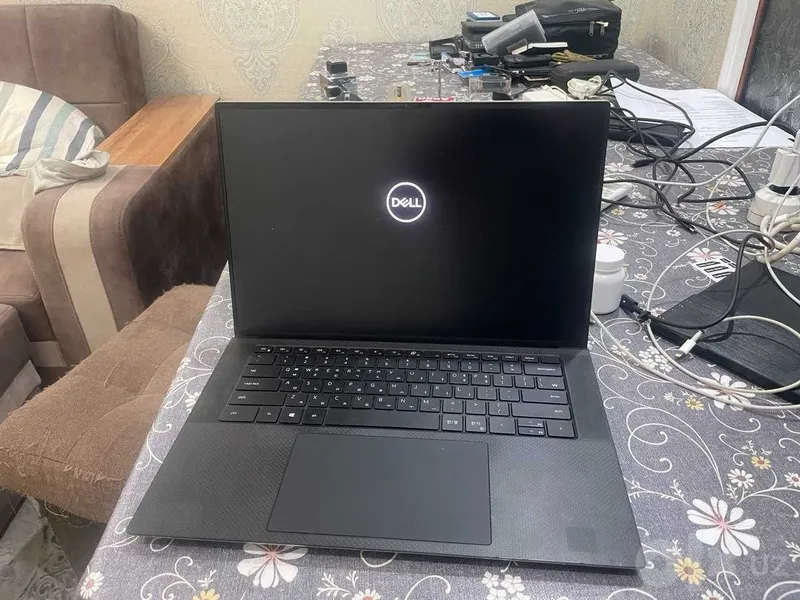 Ноутбук Dell XPS 15 9500 2 Ноутбук Dell XPS 15 9500 2