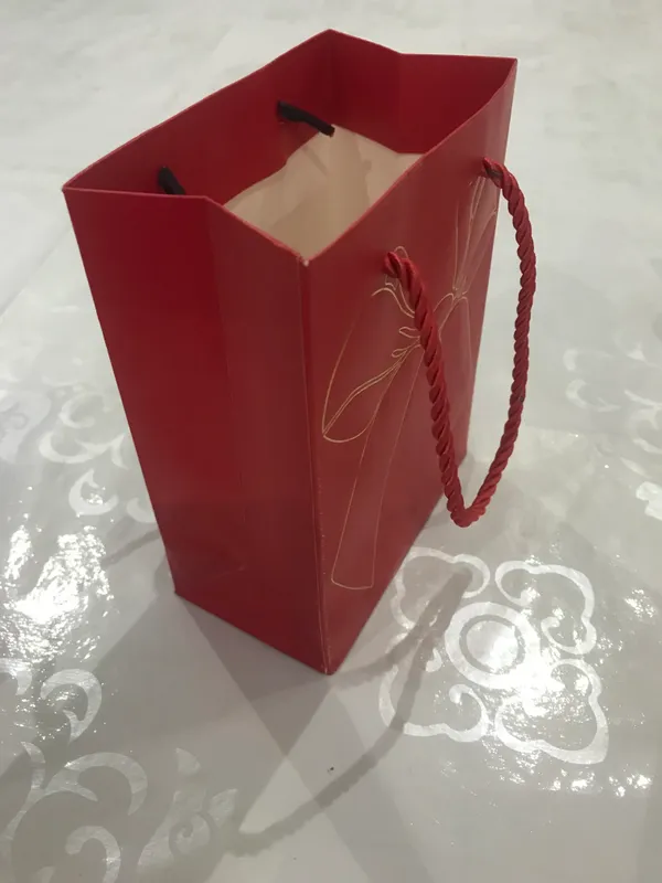 Подарочный пакет kraft paket Пакет для подарков 6 Подарочный пакет kraft paket Пакет для подарков 6