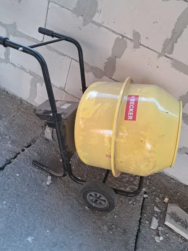 Бетонамешалка 140л новый