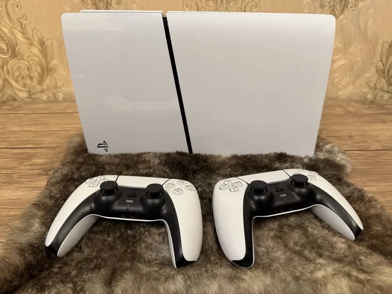Playstation 5 slim 1tb 2