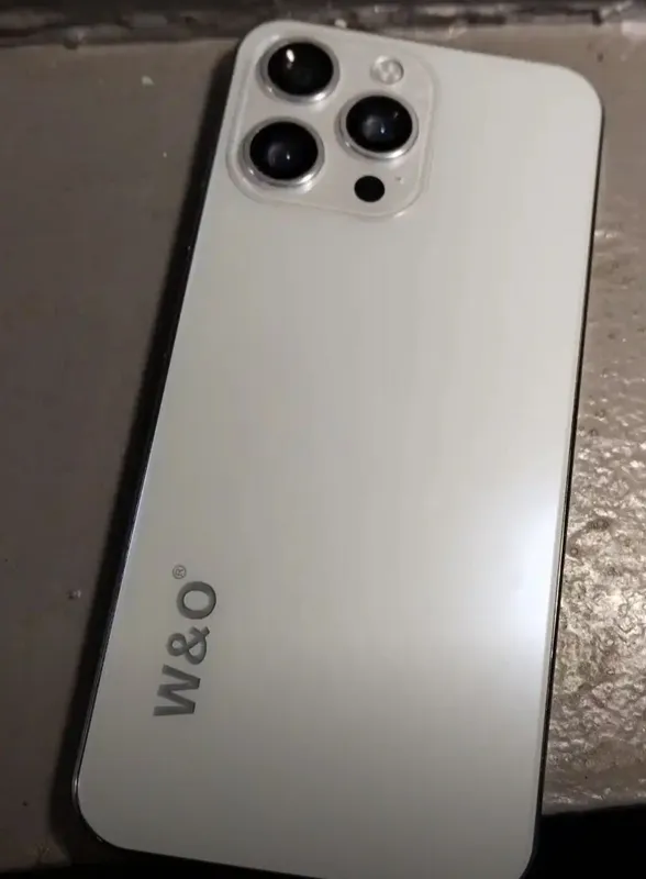 Смартфон 15 про мах W&O состояние отличное коробка