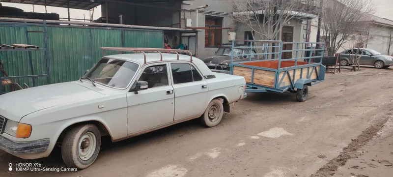 Gaz 31029 volga sotiladi