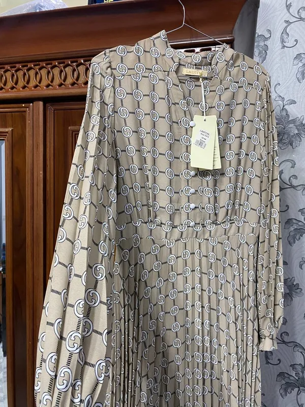 Женское платье Made in Turkey, размер 40 3 Женское платье Made in Turkey, размер 40 3