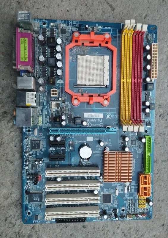 Ishlaydigan ASUS AM3 plata, video karta, RAM va qo‘shimcha PCI kartala — фото 1