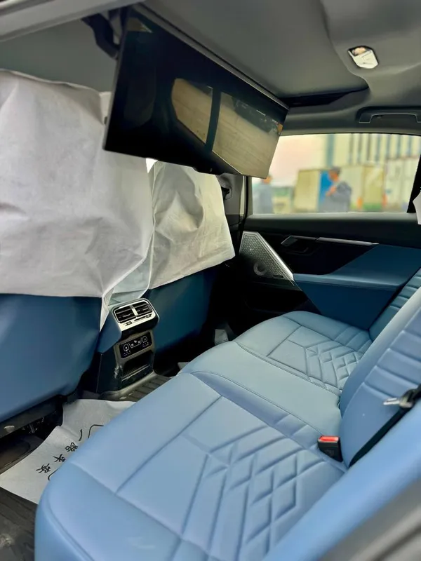 BMW i5 35L M-Sport 2025 yil — фото 3