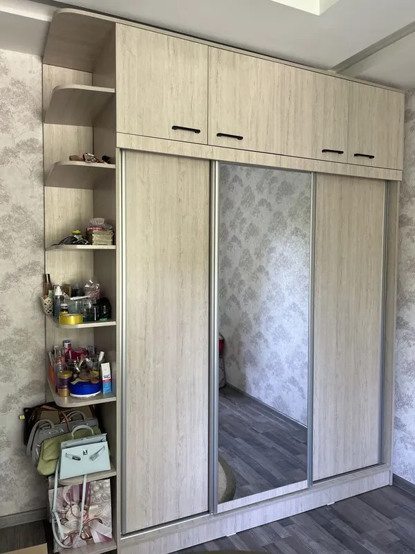 Современный шкаф-купе для двоих — как новый 1