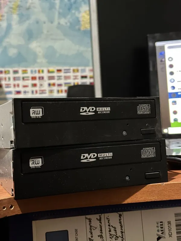 Продам DWD RW MULTI RECORDER дисковод. Diskovod sotiladi