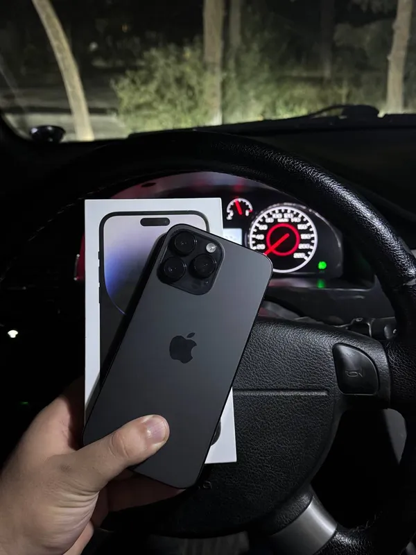 iPhone 14 pro max 5
