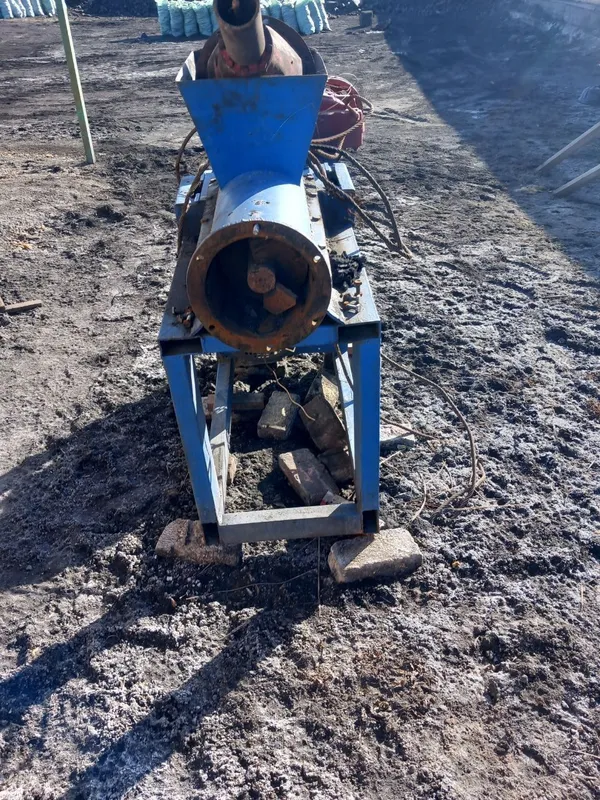 Koʻmir breket apparati 3