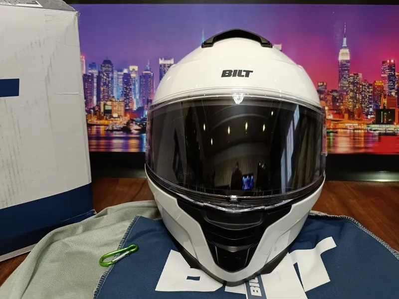 Мото шлем от Американского бренда BILT APEX 4 Мото шлем от Американского бренда BILT APEX 4