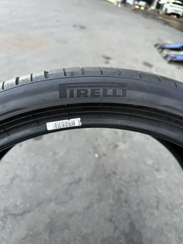 Pirelli P Zero 245/35 R21 — 1 шина — фото 2 Pirelli P Zero 245/35 R21 — 1 шина — фото 2