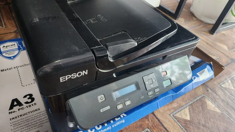 Epson m200 sotiladi 2