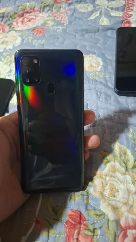 Samsung a 21S. ишлаши яхши.
