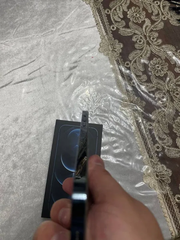 Iphone 12 pro max 512 gb sotiladi srochna — фото 2
