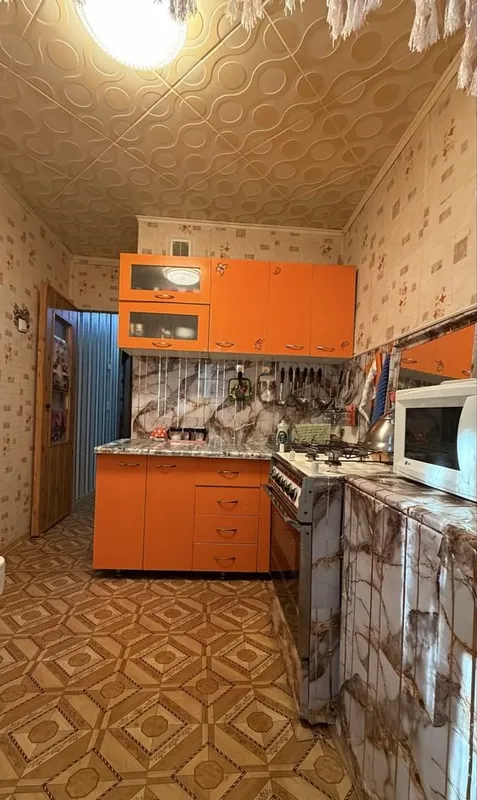 Продаётся 2 х комнатная квартира, РАДУГА 5 Продаётся 2 х комнатная квартира, РАДУГА 5