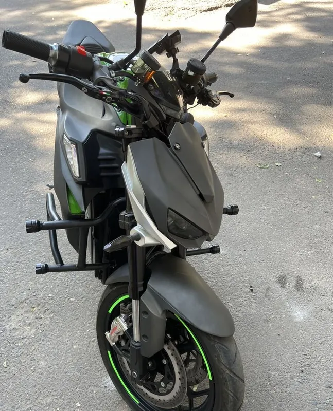 KAWASAKI Z1000 street fighter 2 KAWASAKI Z1000 street fighter 2