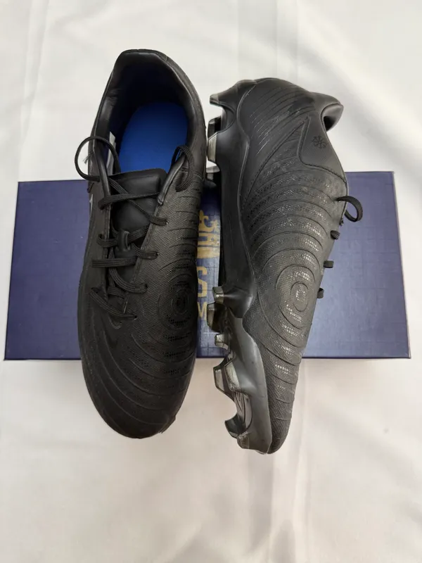 бутсы Nike Phantom GX 2 бутсы Nike Phantom GX 2
