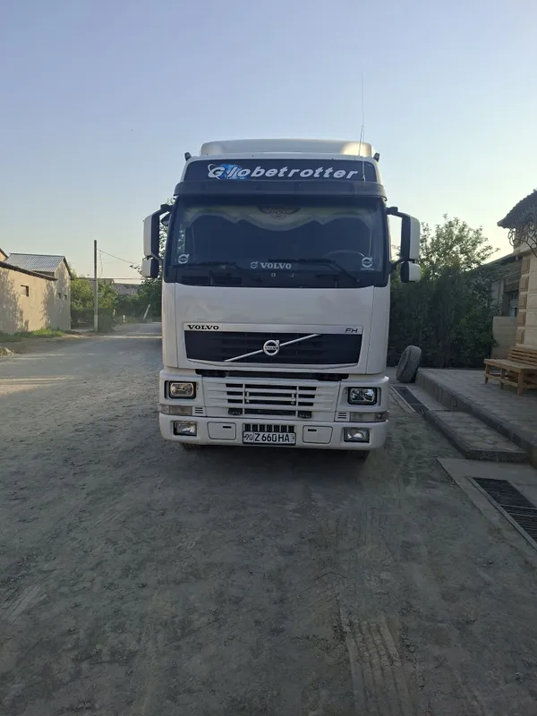 Volvo F12 420