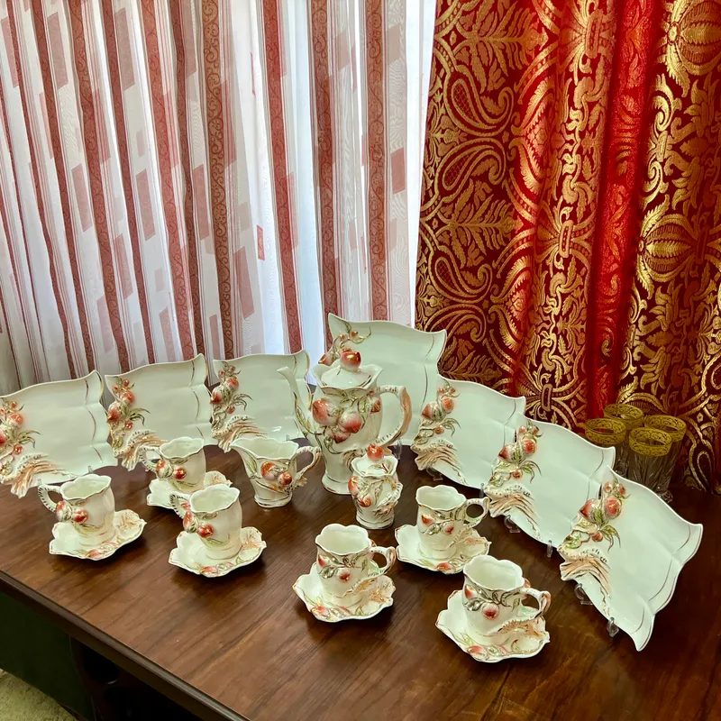 Serviz sotiladi holati alo darajada — фото 1