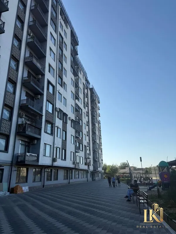 Продаётся 3-комнатная квартира в ЖК «Янги Себзар» (white box) 1