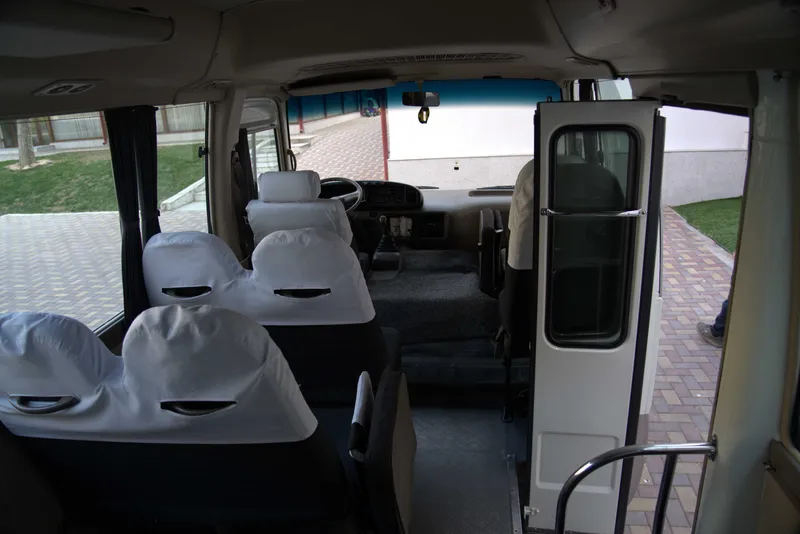 Встреча и проводы с аэропорта и экскурсия по Ташкенту Toyota Coaster — фото 4