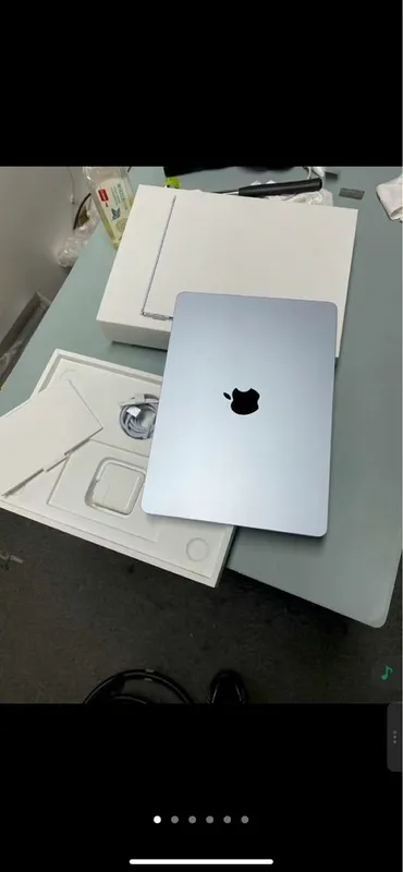 Macbook Air M4 13.6
